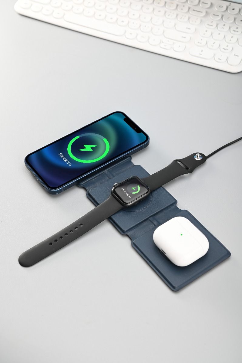 3N1 MAG TRIFOLD Wireless Charger - Corporate Gifts Supplier in UAE ...