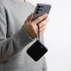 Fast Charging Digital Powerbank 38.5Wh, Built-in Type-C, 10K mAh - Image 9